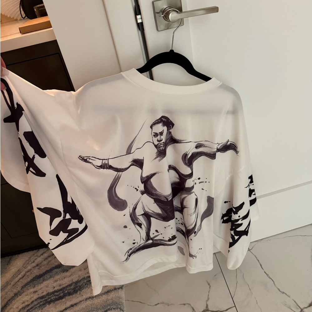 White Graphic Kimono Top